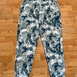Under Armour Tie-Dye Joggers size Small